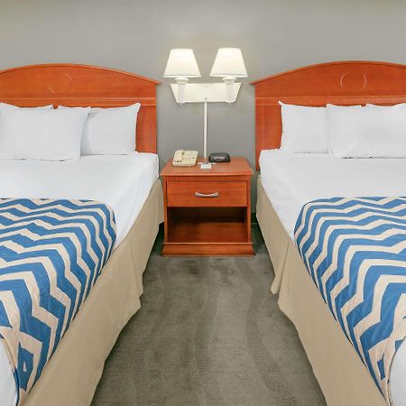 Travelodge Inn & Suites By Wyndham Norman Ngoại thất bức ảnh